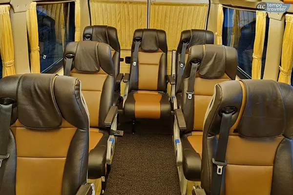 7 Seater Maharaja Tempo Traveller Standard in Delhi